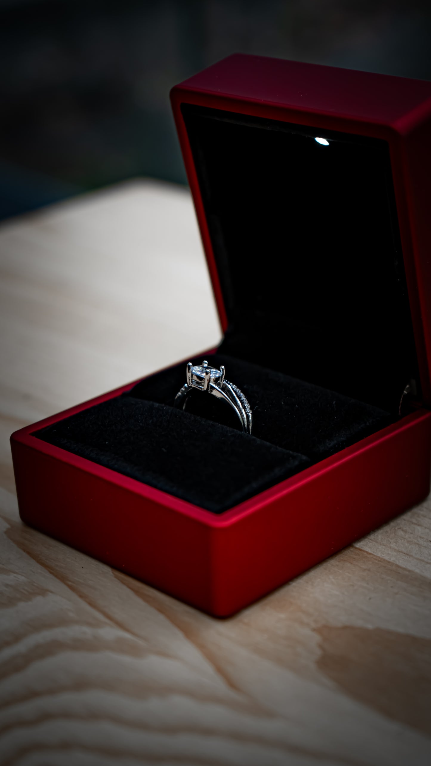 Amore Ring