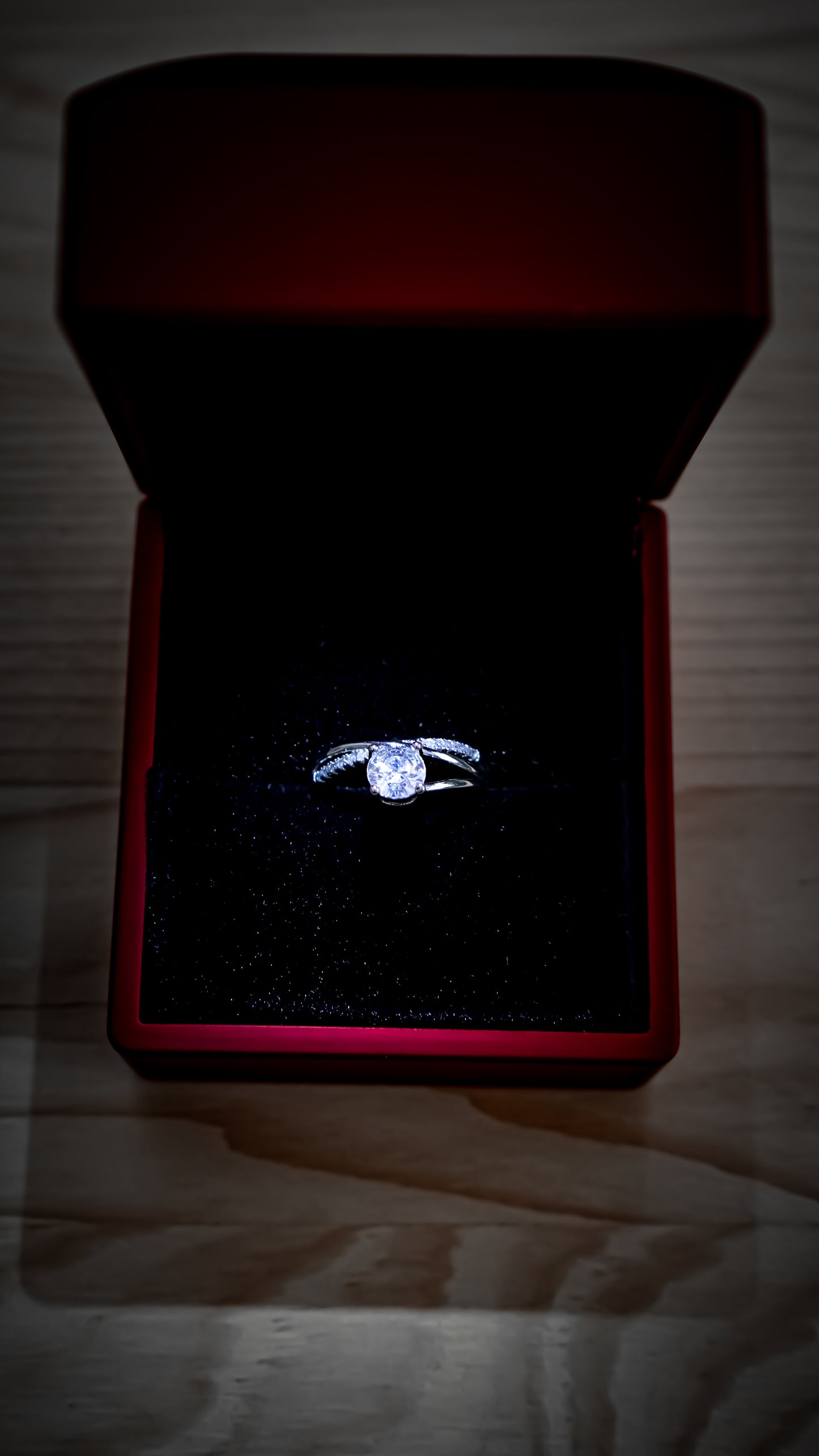 Amore Ring