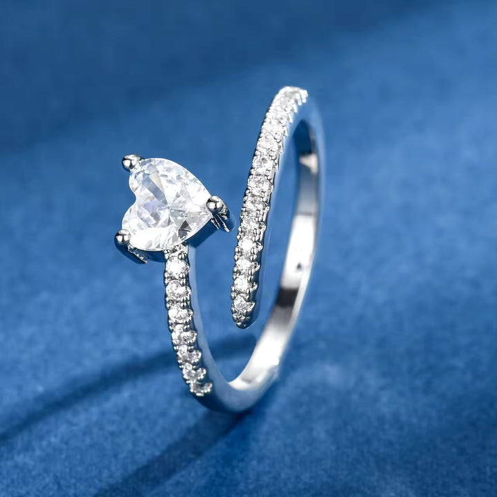 Amara Ring
